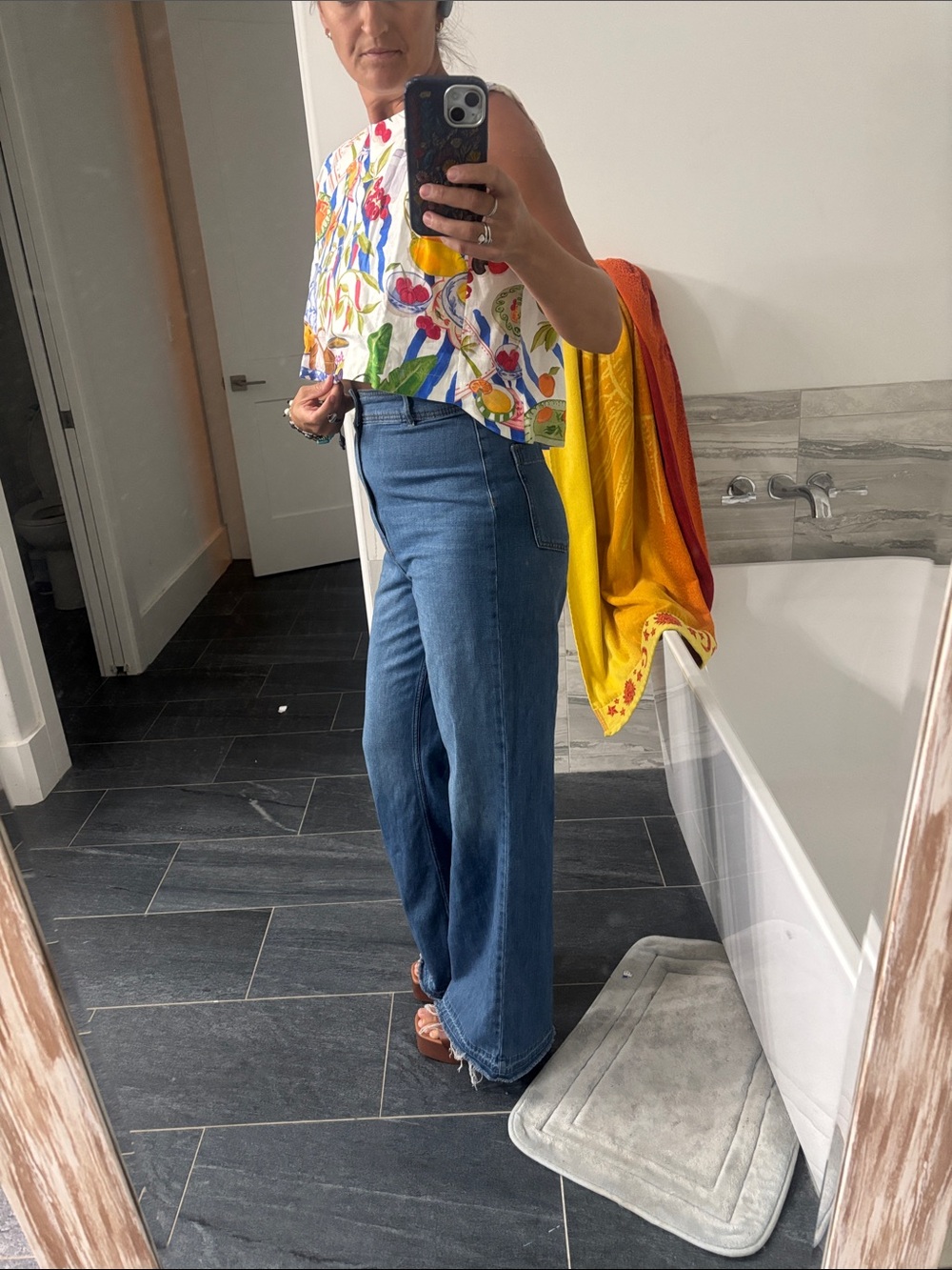 We the free, SUPER high-rise wide leg flare jeans - Picture 11 of 12